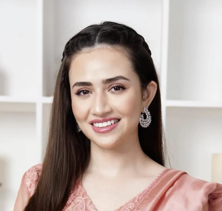 Sana Javed
