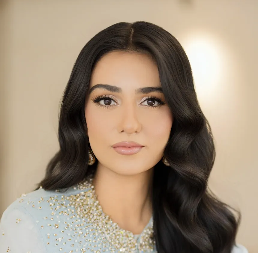 Sarah Khan