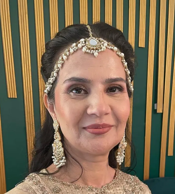 Munazzah Arif